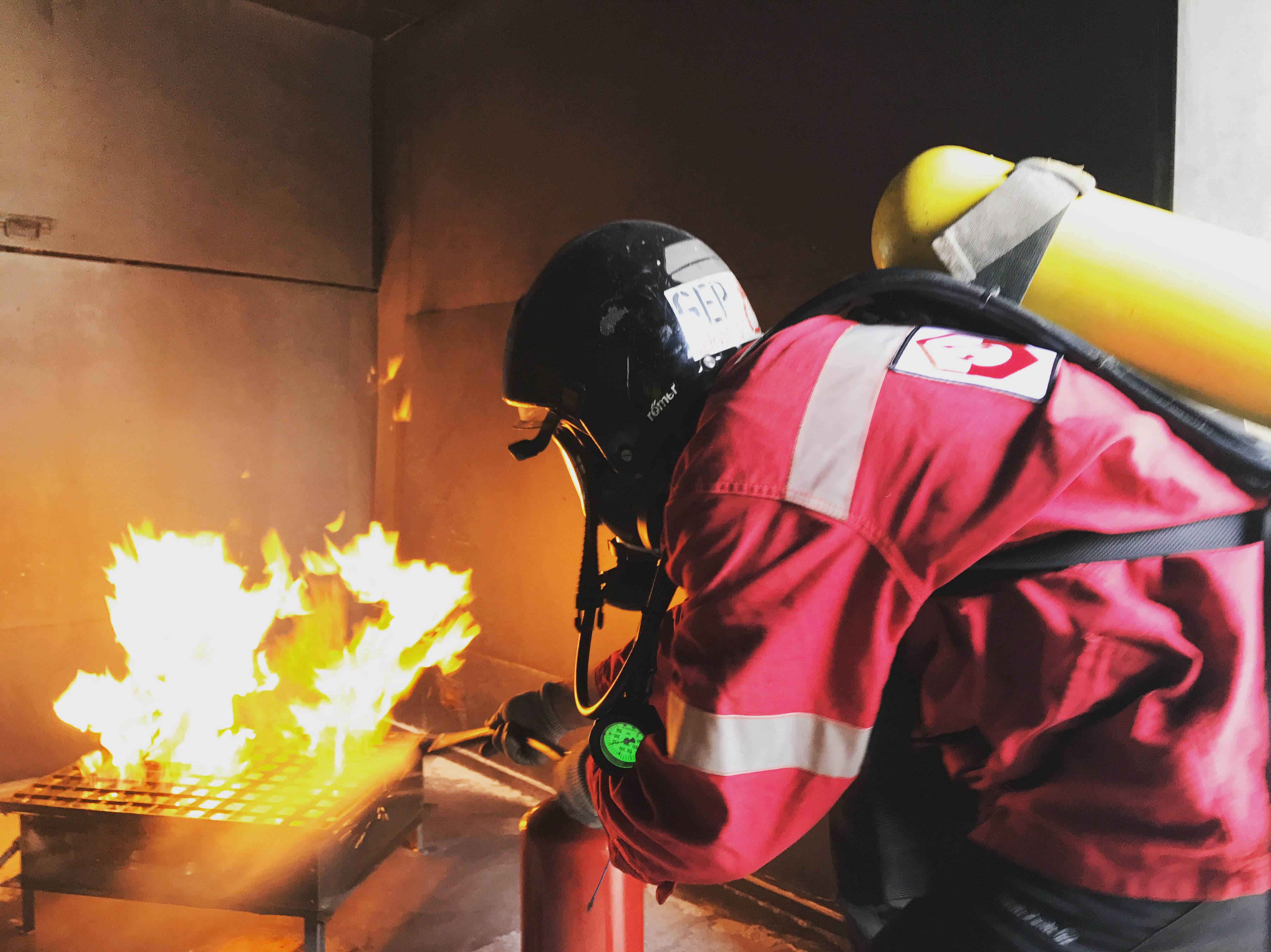 curso avanzado en extinción de incendios